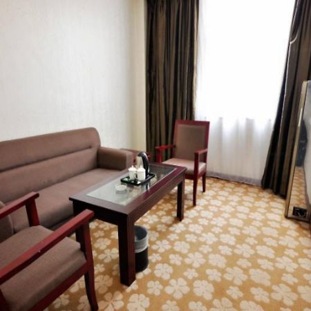 Ximala Business Hotel - Jia He Branch Гуанчжоу Экстерьер фото